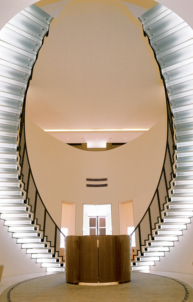 Escalier du Centre Gildo Pastor, Monaco